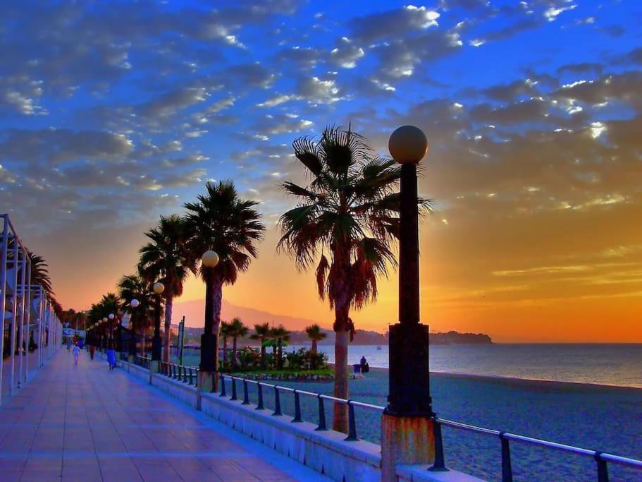 Beachfront Townhouse Estepona Buitenkant foto