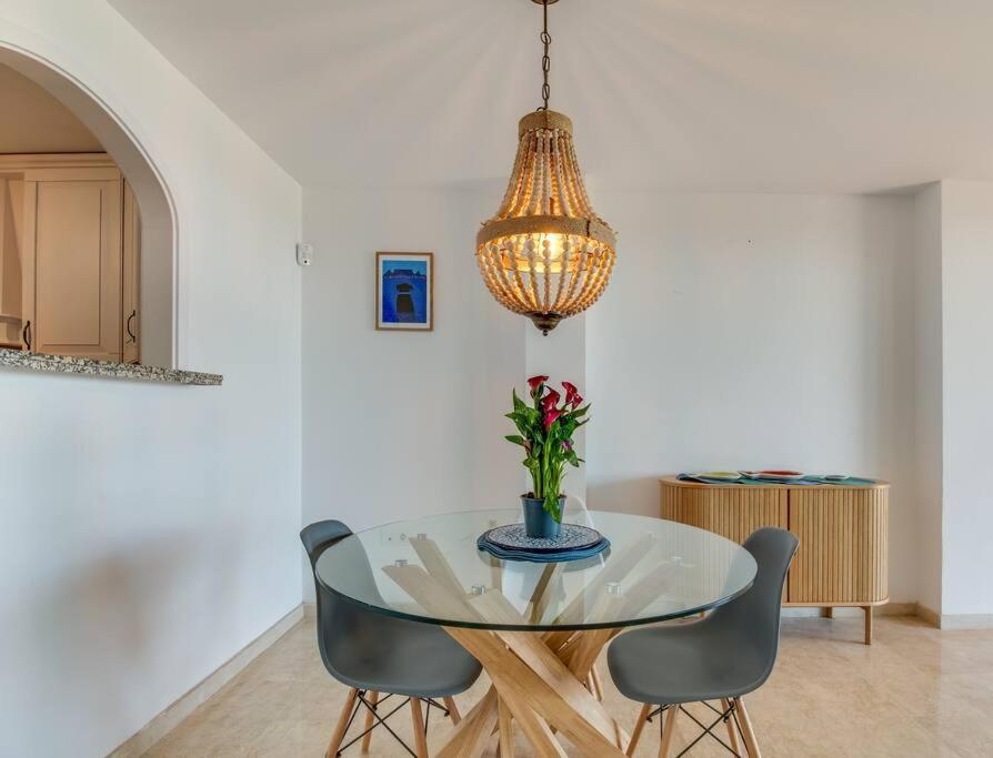 Beachfront Townhouse Estepona Buitenkant foto