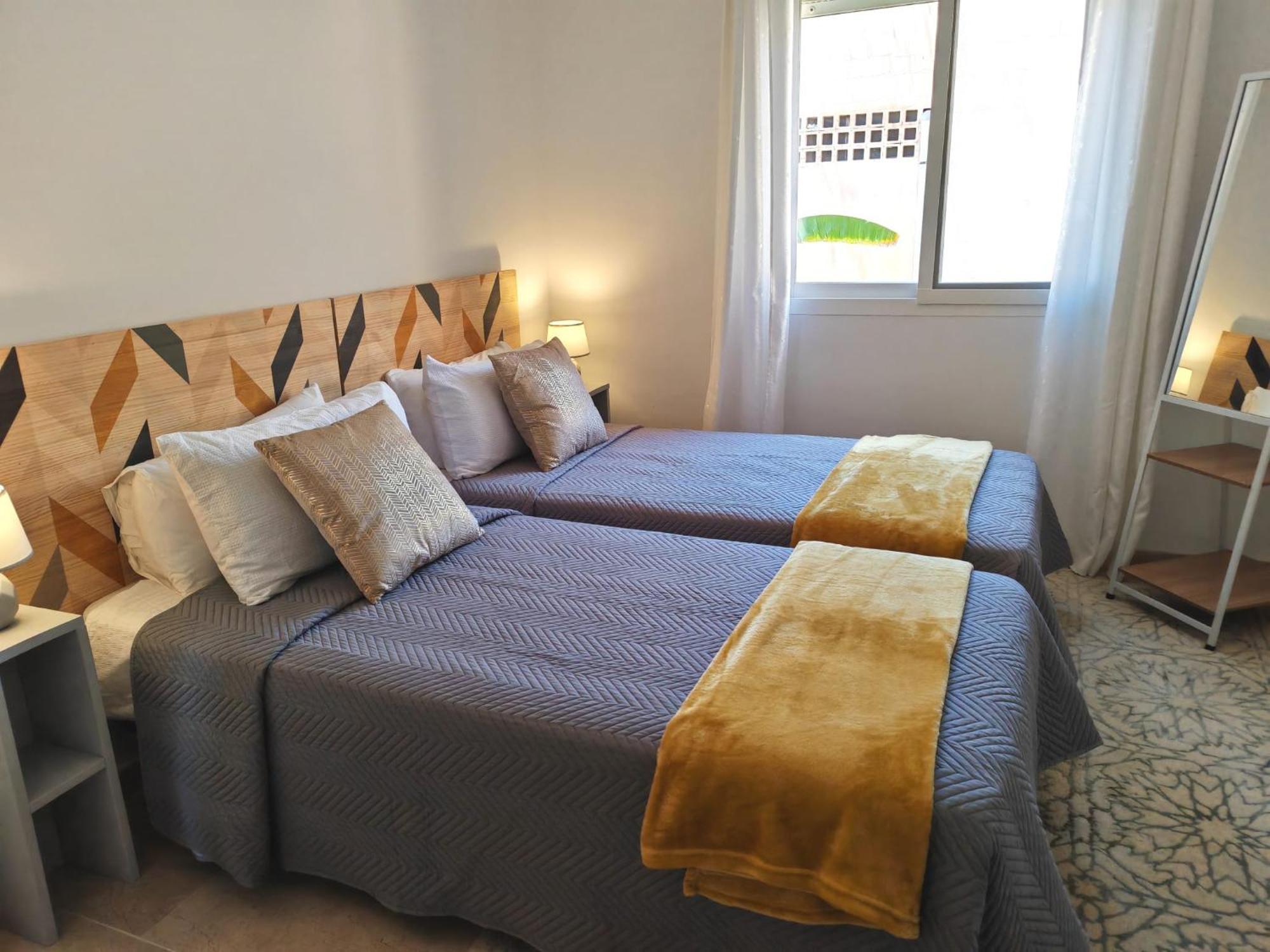 Beachfront Townhouse Estepona Buitenkant foto